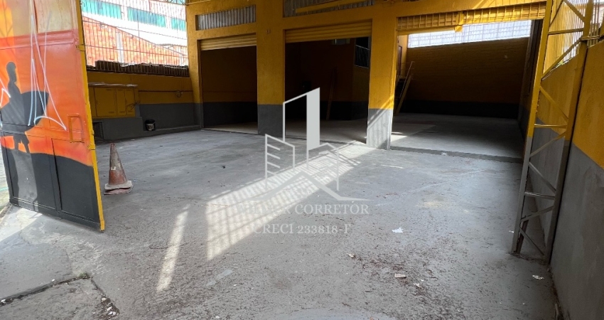 VENDO GALPÃO DE 300m - Campo Limpo ao lado do terminal.