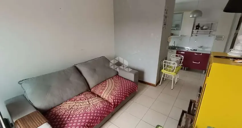 Apartamento à venda 02 dormitórios com suíte na  Barra do Aririú, Palhoça - Próximo à Praia 2,5km