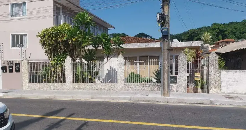 Casa terreno 03 dormitórios à venda bairro agronônica, florianópolis/sc