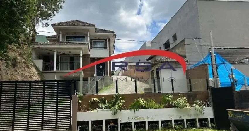 Casa em condomínio de luxo na freguesia (jacarepaguá) com 3 quartos, 3 suítes e 160m² - rio de janeiro-rj