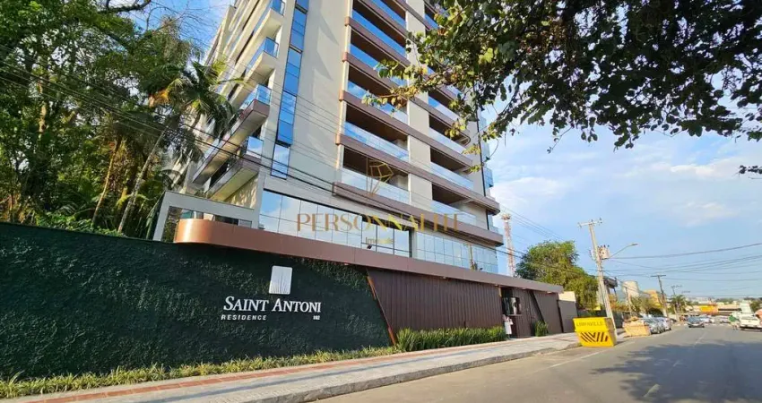 Apartamento novo, mobiliado, alto padrão, c/ 3 suítes no Santo Antônio