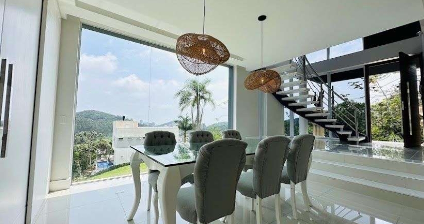 Casa em condomínio fechado com 3 quartos para alugar na Avenida das Arapongas, 1265, Ariribá, Balneário Camboriú