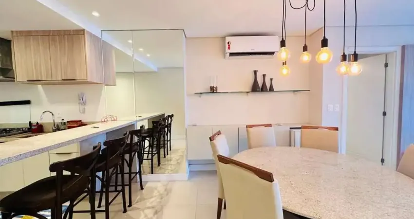 Apto em Home Club - Praia Brava