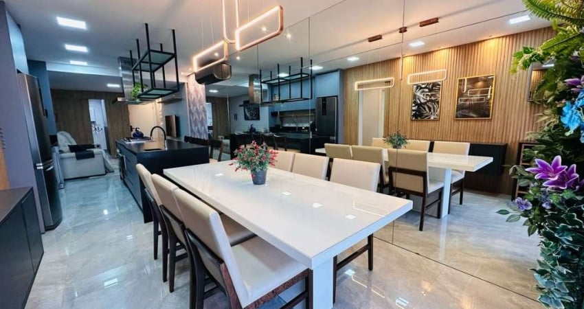 Apartamento com 3 quartos para alugar na Rua Delfim de Pádua Peixoto, 600, Praia Brava, Itajaí