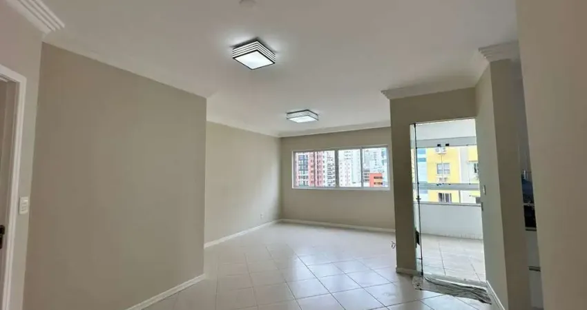 Apartamento com 2 quartos para alugar na Rua 1021, 209, Centro, Balneário Camboriú