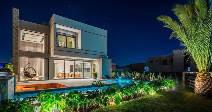 Casa em condomínio fechado com 4 quartos para alugar na Rua Coronel Benjamin Vieira, 635, Centro, Camboriú