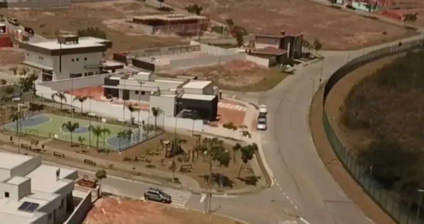 Terreno à venda - 600 m² no condomínio colinas do paratehy norte - terreno semi plano quadra e