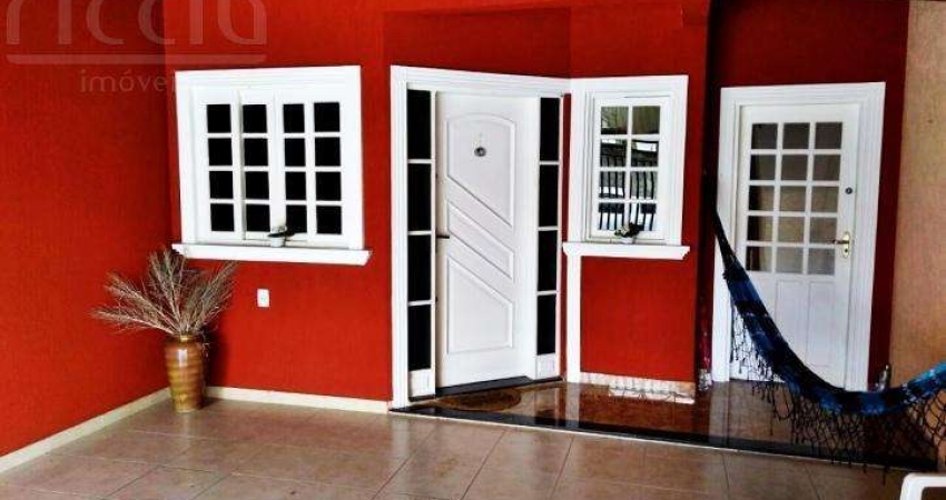 Casa com 3 dormitórios à venda, 162 m² por R$ 745.000,00 - Jardim das Indústrias - São José dos Campos/SP