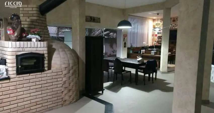 Bela casa no MIrante do Vale 700 m2 de área construida  com 4 dormtórios 2 suites