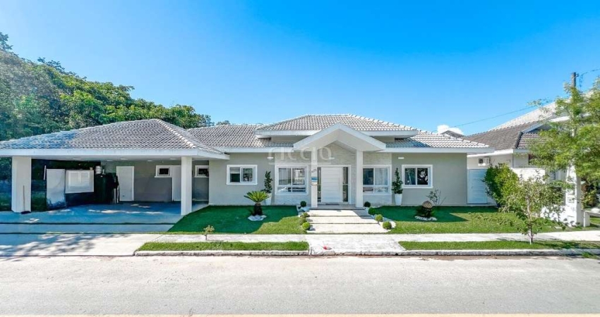 Casa térrea à Venda com 3 suítes no Condomínio Altos da Serra 6 no Urbanova - São José dos Campos/SP