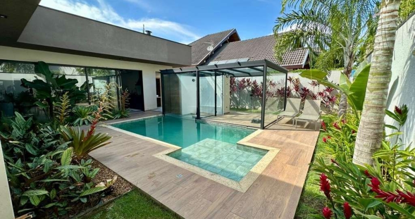 Fabulosa Casa Térrea com 4 SUÍTES à venda, 450 m² Útil e 760 m² Terreno no Cond. Reserva do Paratehy Urbanova - São José dos Campos/SP