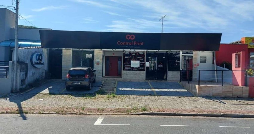 Casa à Venda com 2 dormitórios no Jardim Esplanada II em São José dos Campos