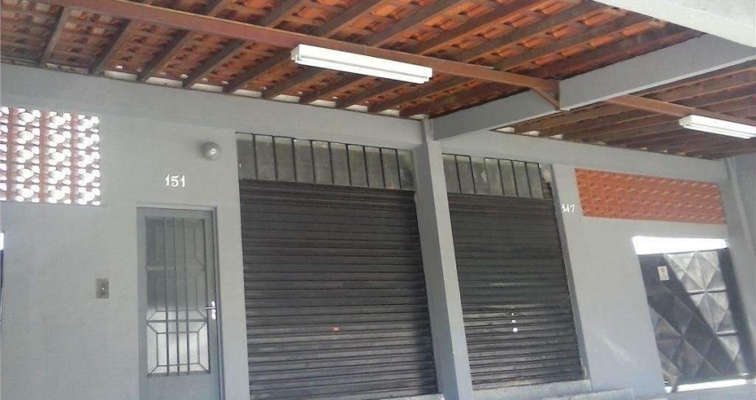 Casa Comercial  e Residencial com 3 dormitórios na Avenida Guadalupe, São José dos Campos