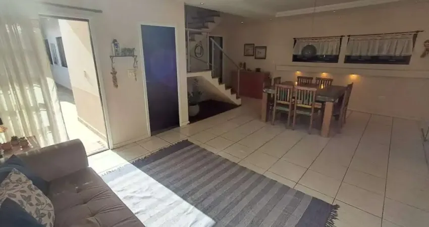 Casa Térrea 3 dormitórios 1 suíte 250 m² AT Cidade Jardim Jacareí SP