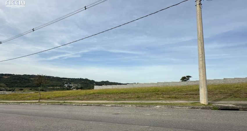 Condomínio Recanto da Baronesa, terreno com 913,55m2 na Zona Sul de São José dos Campos!
