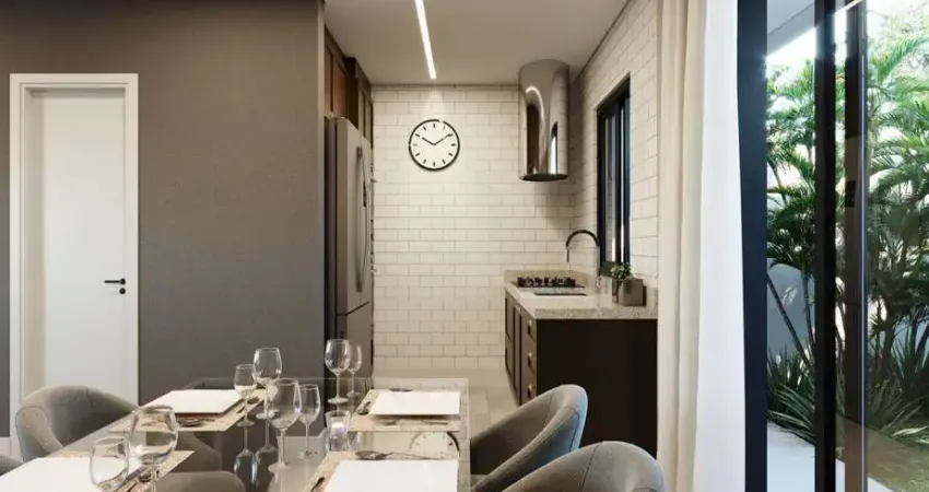 Casa com 3 Dormitórios e Suíte no Condomínio Floresta - SJC