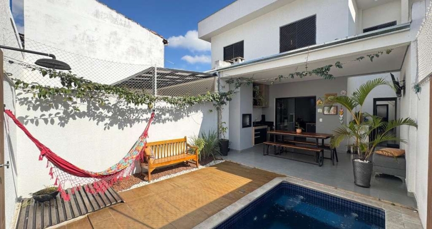 Casa no bairro Jardim das Industrias em São José dos Campos