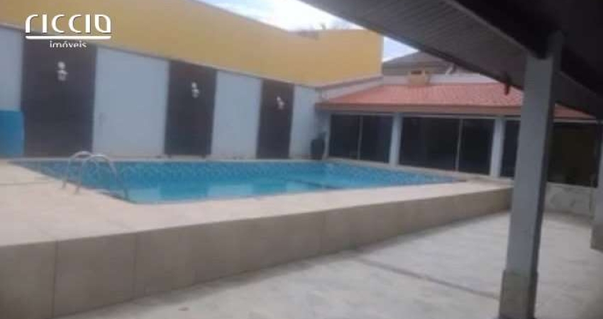 Casa oportunidade Vila Branca com 4 dormtórios, 2 suites