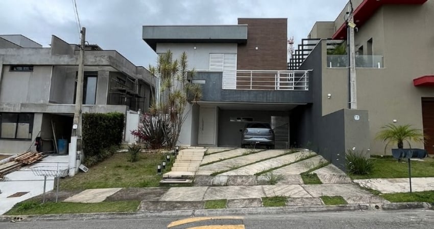 Seu novo lar no bella città: casa com 3 suítes, conceito aberto e ótimo padrão construtivo