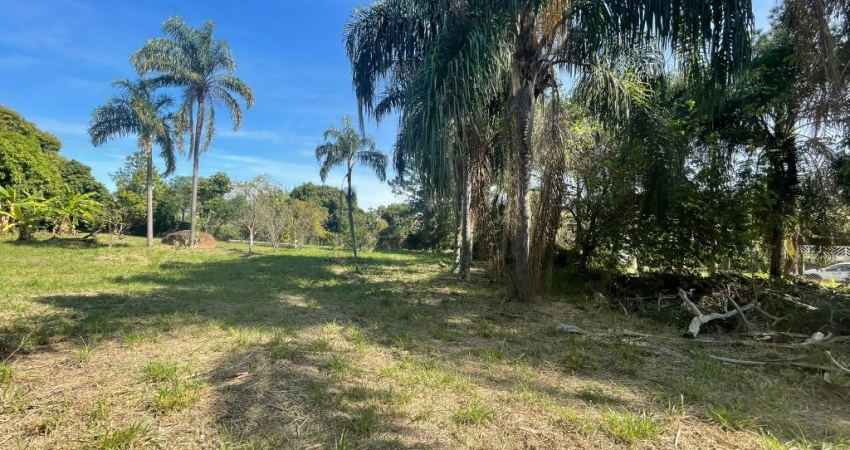 Lote no Vale das Laranjeiras - 2.450m² - LOTE PLANO Oportunidade