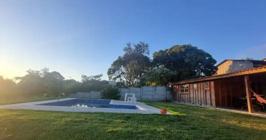 Chácara à venda em Indaiatuba-SP, bairro Recreio Campestre Jóia: 3 quartos, 1 suíte, 2 salas, 3 banheiros, Piscina!