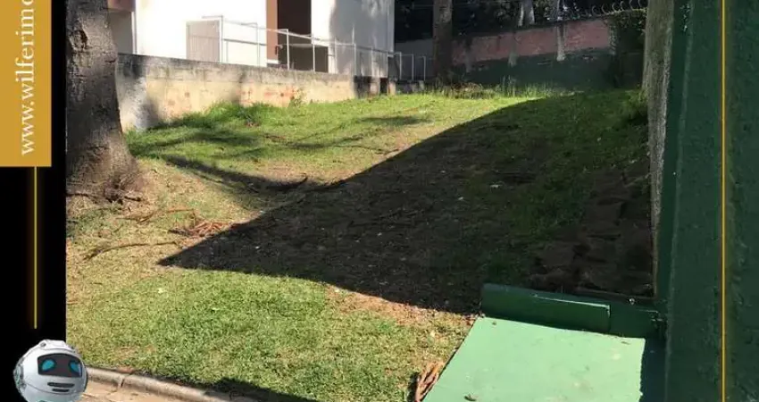Terreno à venda na Rua Cascavel, 2971, Boqueirão, Curitiba