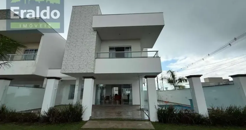 Sobrado em Balneário Atami - Pontal do Paraná, PR