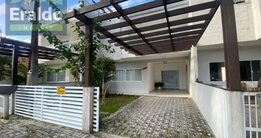 Casa com 3 quartos à venda na Rua Natal, 92, Praia de Leste, Pontal do Paraná