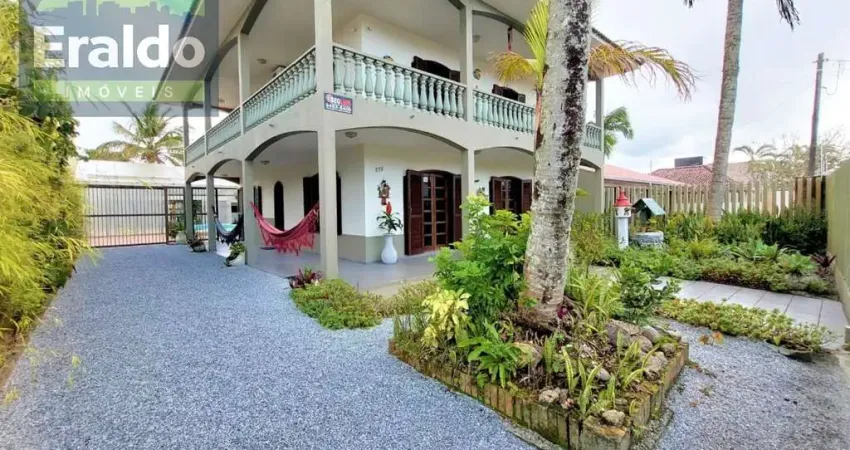Casa com 4 quartos à venda na Rua Noruega, 275, Praia de Leste, Pontal do Paraná