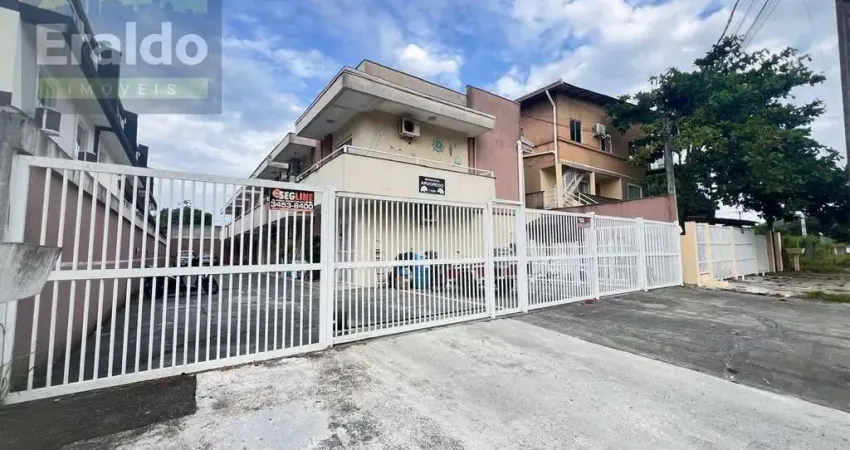 Casa com 2 quartos à venda na Avenida Guarapuava, 1308, Caiobá, Matinhos