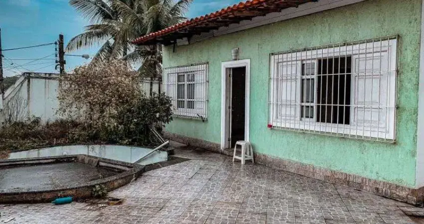 Casa com 3 quartos à venda na Rua Antônio Machado, Jardim Imperial, Itaboraí