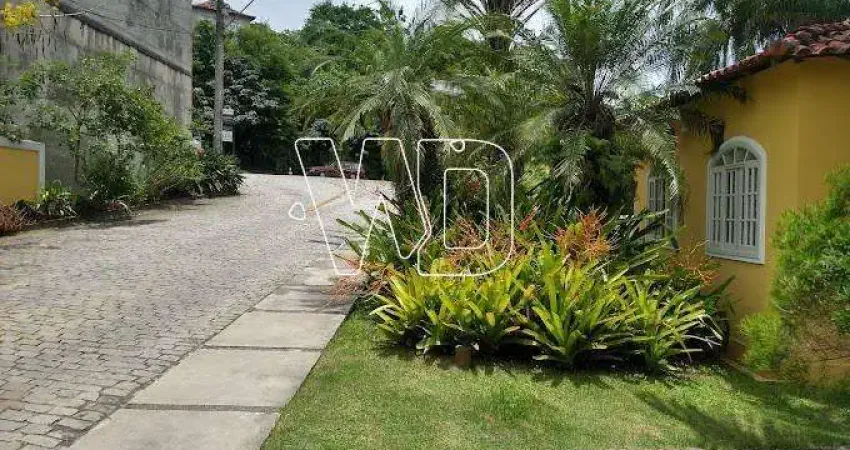 Terreno à venda na Praça Pedro Antônio Novaes, 70, Venda das Pedras, Itaboraí