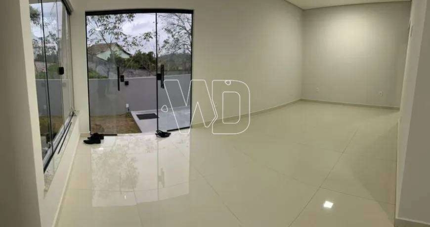 Casa de condomínio à venda, no condominio Vivendas da Praça,  em Itaboraí, Venda das Pedras, com 2 quartos, 70m²