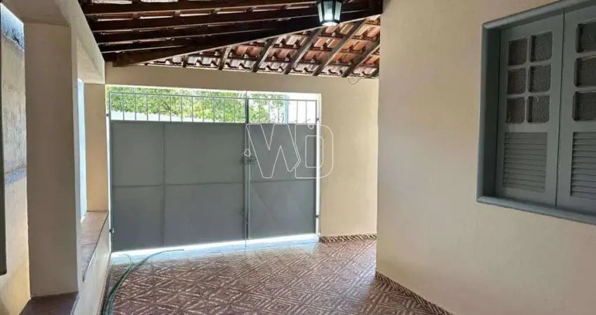 Casa com 3 quartos para alugar na Rua Tavares de Pinho, Centro, Itaboraí