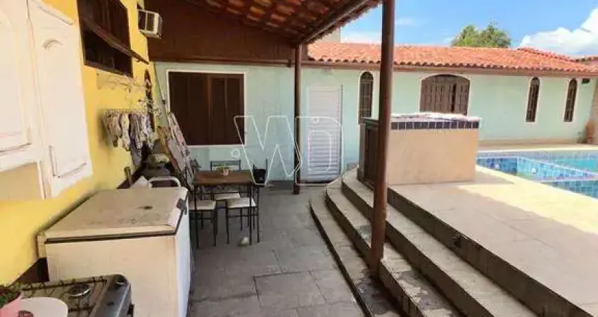 Casa com 3 quartos à venda na Rua Antônio Pinto, Centro, Itaboraí
