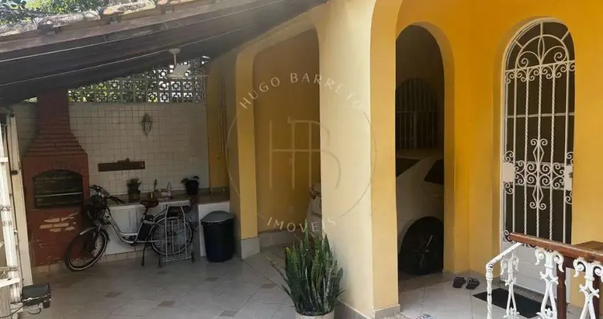 Casa Com 3 Suites mais Dependência no Bairro do Grajaú - RJ