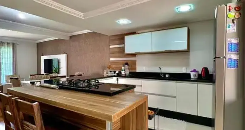 Casa com 3 quartos à venda no Velha, Blumenau