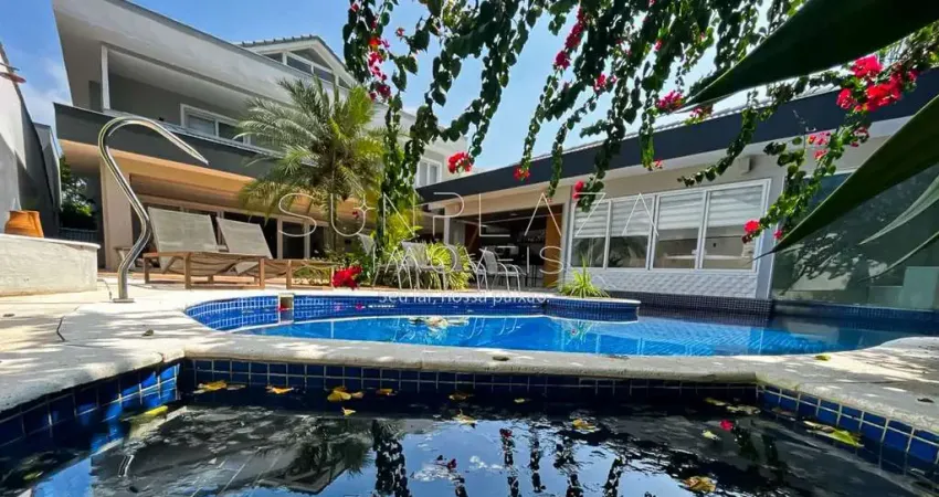 CASA À VENDA NA BARRA DA TIJUCA – CONDOMÍNIO QUINTAS DO RIO