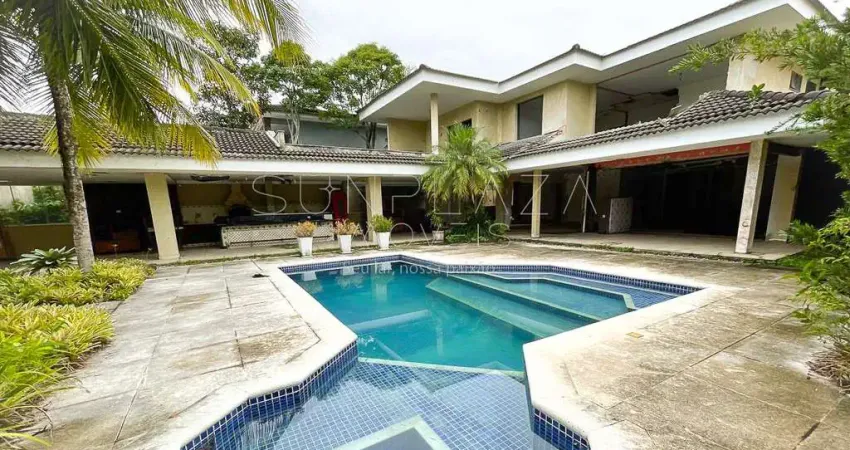 Oportunidade para Investidores !!! Casa Perfeita para Retrofit na Barra da Tijuca!!