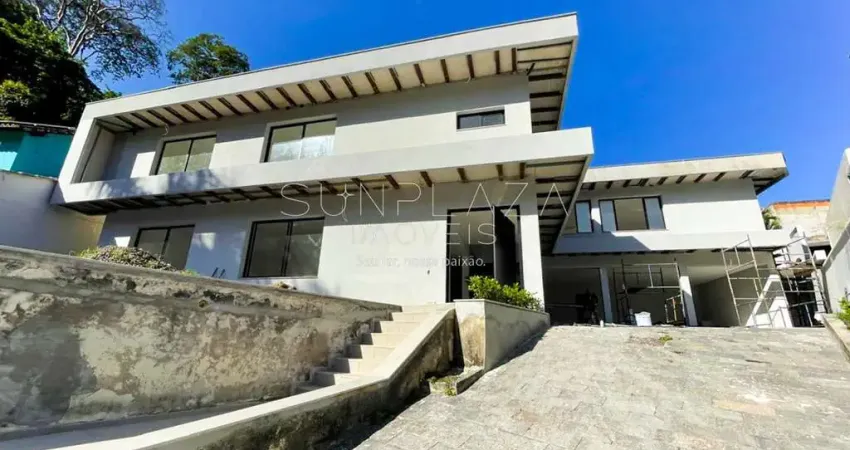 Ótima oportunidade: Casa contemporânea única no Condomínio Bosque Sabiá – Freguesia