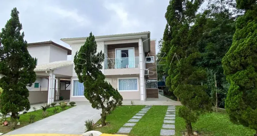 Casa duplex à venda no condomínio reserva ecológica do sahy em mangaratiba