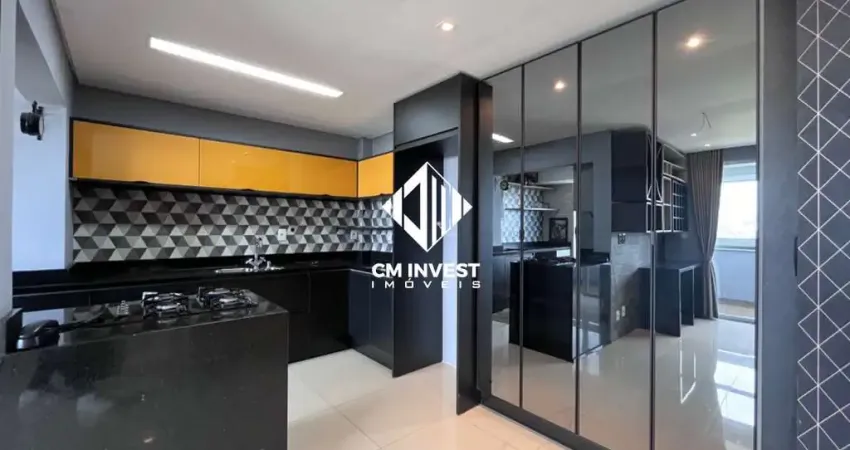 Apartamento à venda com 2 quartos, com sacada com churrasqueira no Kobrasol, São José, SC