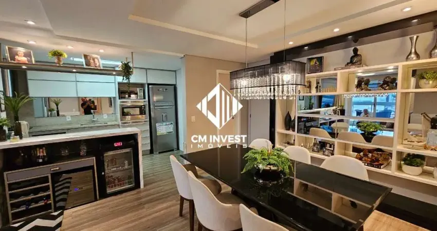 Apartamento Mobiliado com terraço de 3 oquartos e  2 vagas de garagem com 135,72m² de área em Campinas São José, SC.