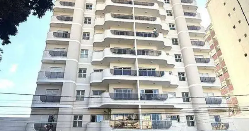 Apto Amplo a venda com 159m² de área útil, localização privilegiada, armários em todos os ambientes.