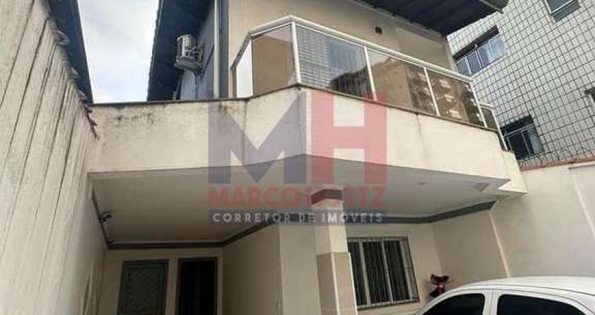Sobrado com 3 dorms, Caiçara, Praia Grande - R$ 685 mil, Cod: 206557
