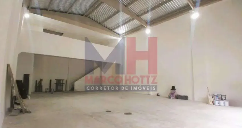 Barracão / Galpão / Depósito para alugar na Rua Rio de Janeiro, 247, Cidade Ocian, Praia Grande