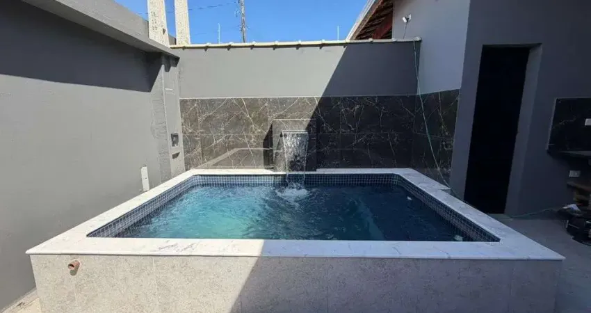 Casa com 2 quartos, Nova Itanhaém (Praia), Itanhaém - R$ 369 mil