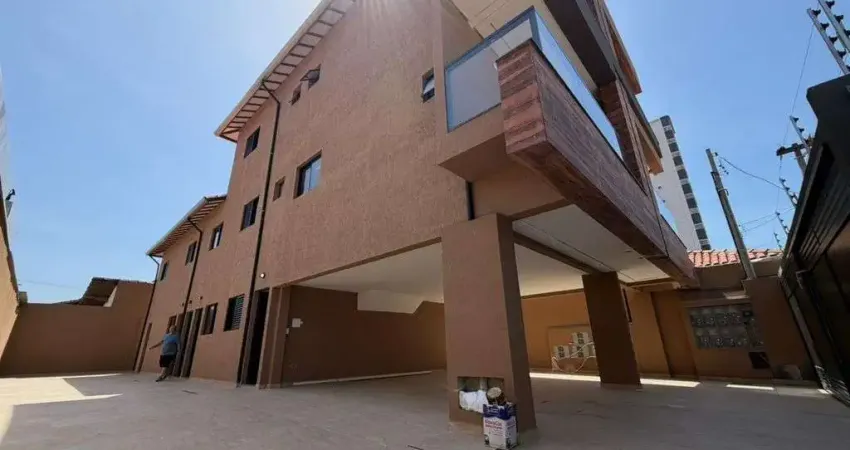 Casa de Condomínio com 2 quartos, Nova Mirim, Praia Grande - R$ 400 mil