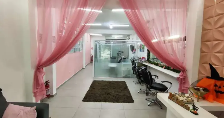 Casa comercial com 7 salas à venda em Guilhermina, Praia Grande