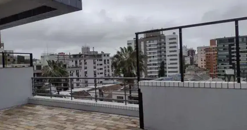 Cobertura duplex à venda, 3 dormitórios, Bairro Menino Deus, Porto Alegre.